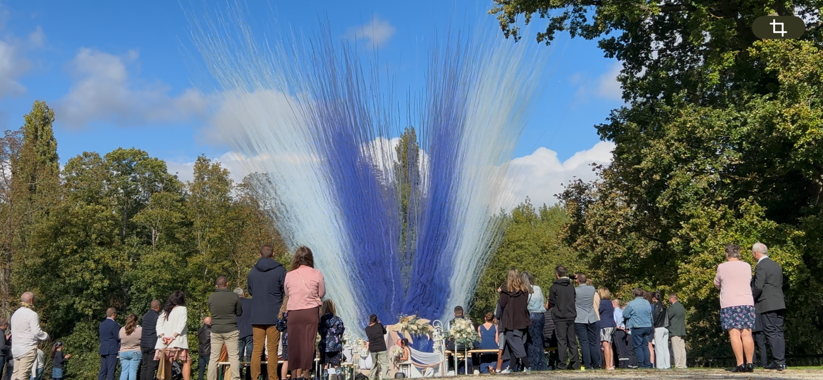 feu d'artifice de jour pour mariage
